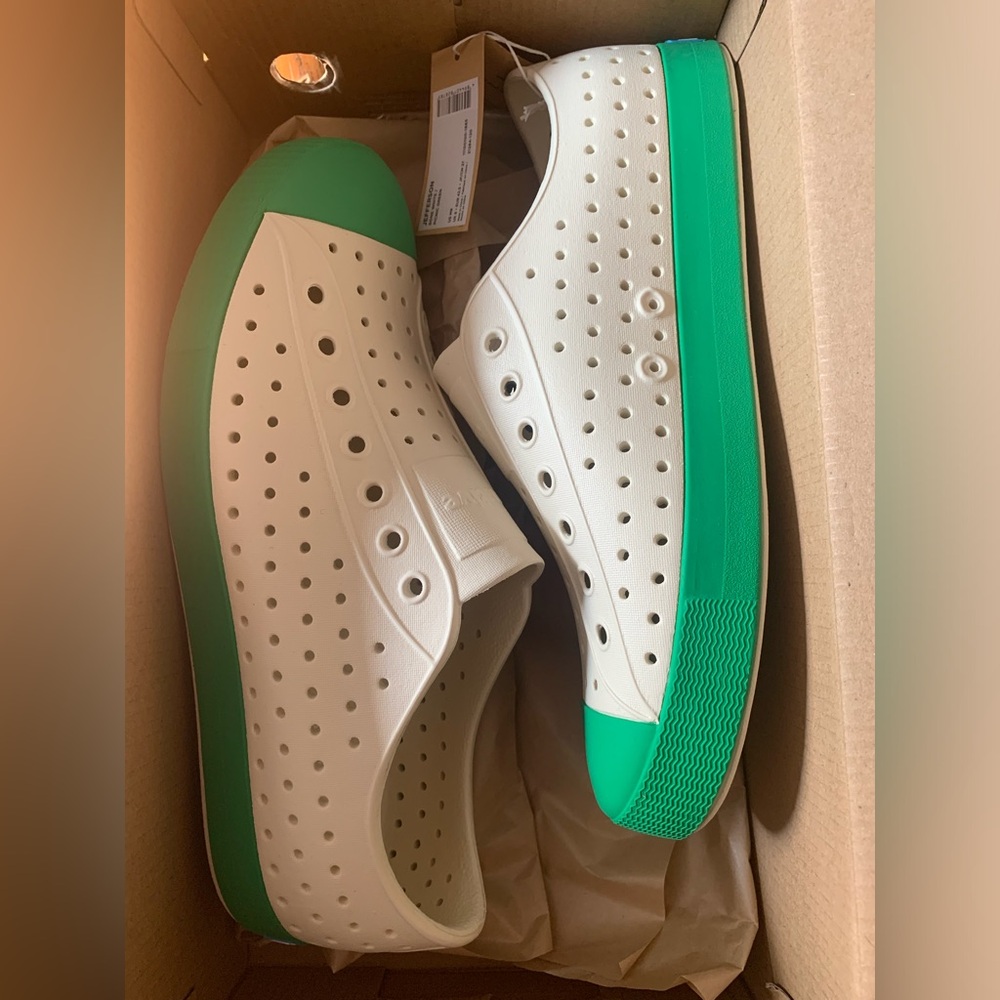Brand new never worn Native Shoes (M9/W11)